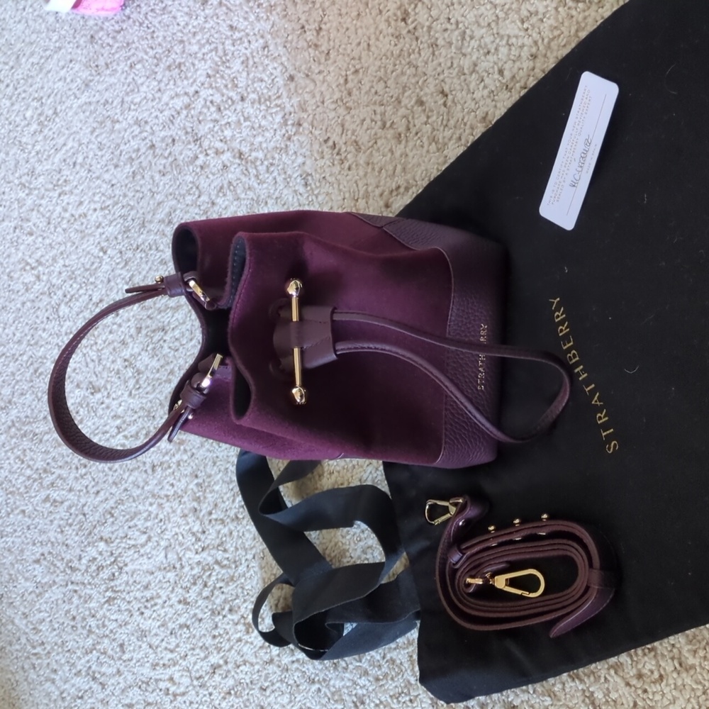 NWOT - Strathberry maroon cashmere and leather Lana Osette